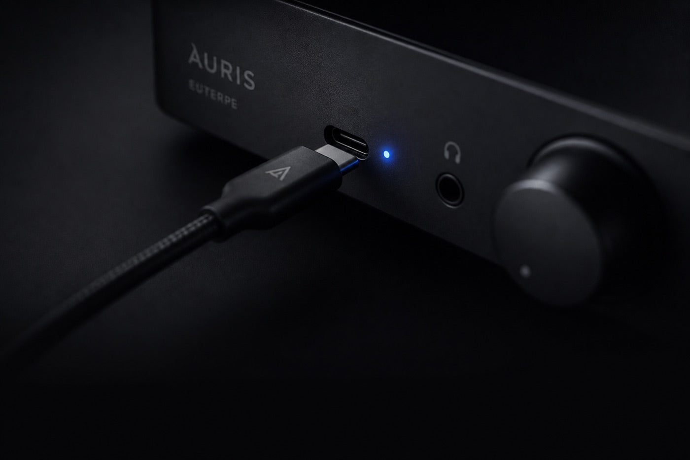 Plug-and-play USB-C